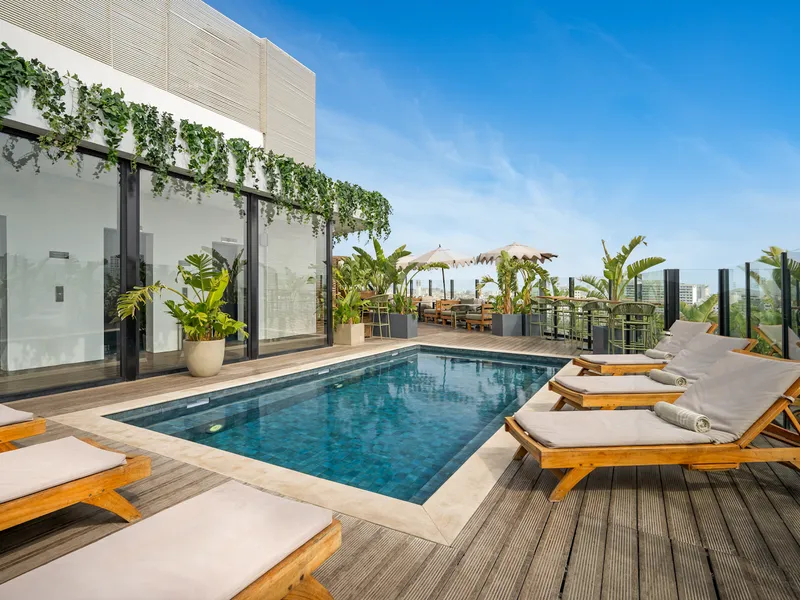 Bliss Rooftop — Photo 4