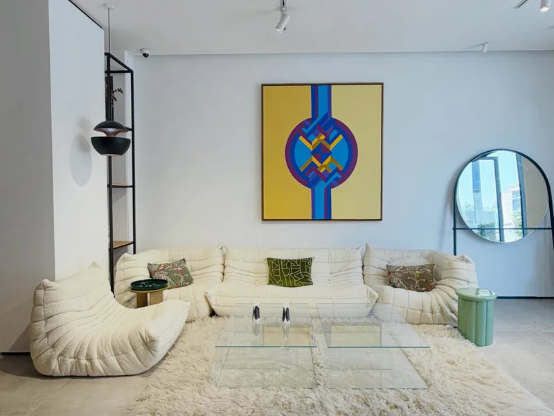 Ligne Roset — photo 1
