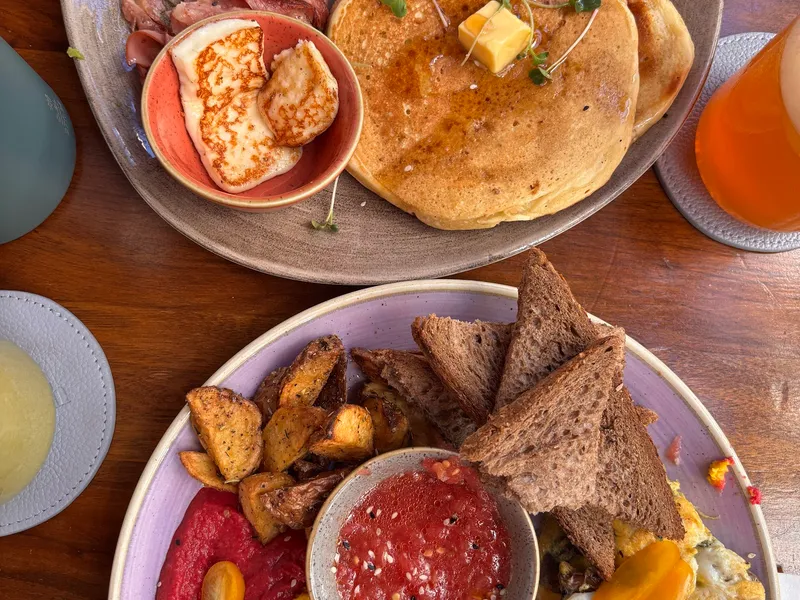 Holy Brunch — Photo 8