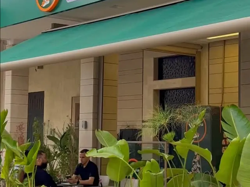Sushi Youzar, restaurant à Hay Riad, photo 1