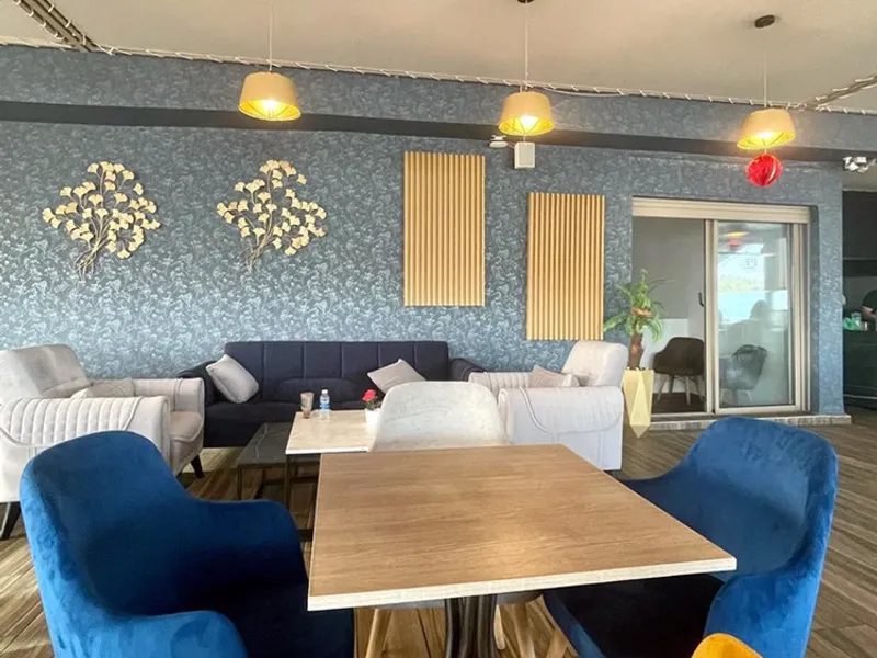 Sky First, restaurant à Agdal, photo 3