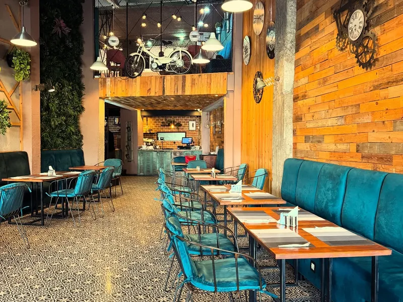 Cactus Café — photo 1