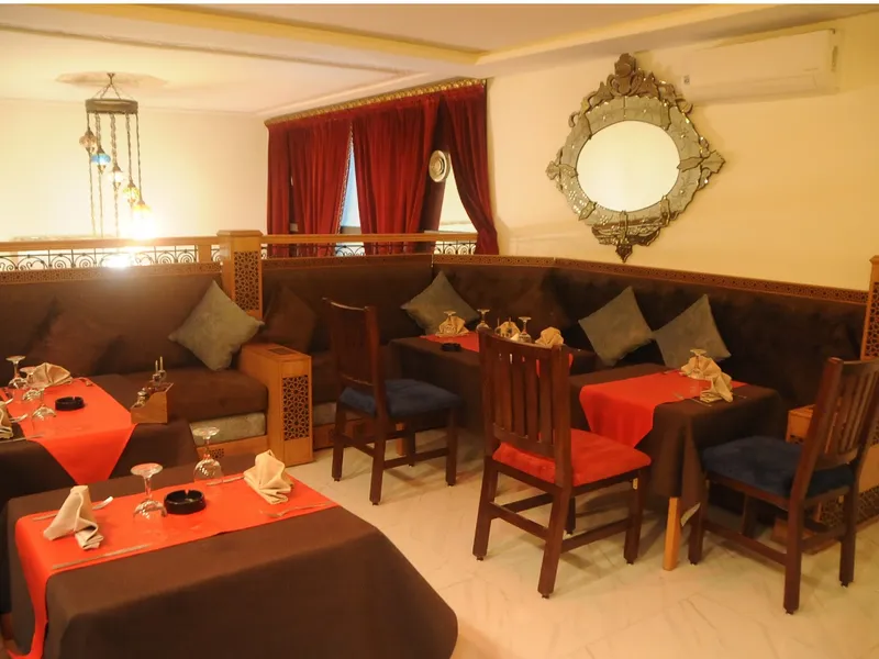 Le Bureau, restaurant à Ville Nouvelle, photo 3